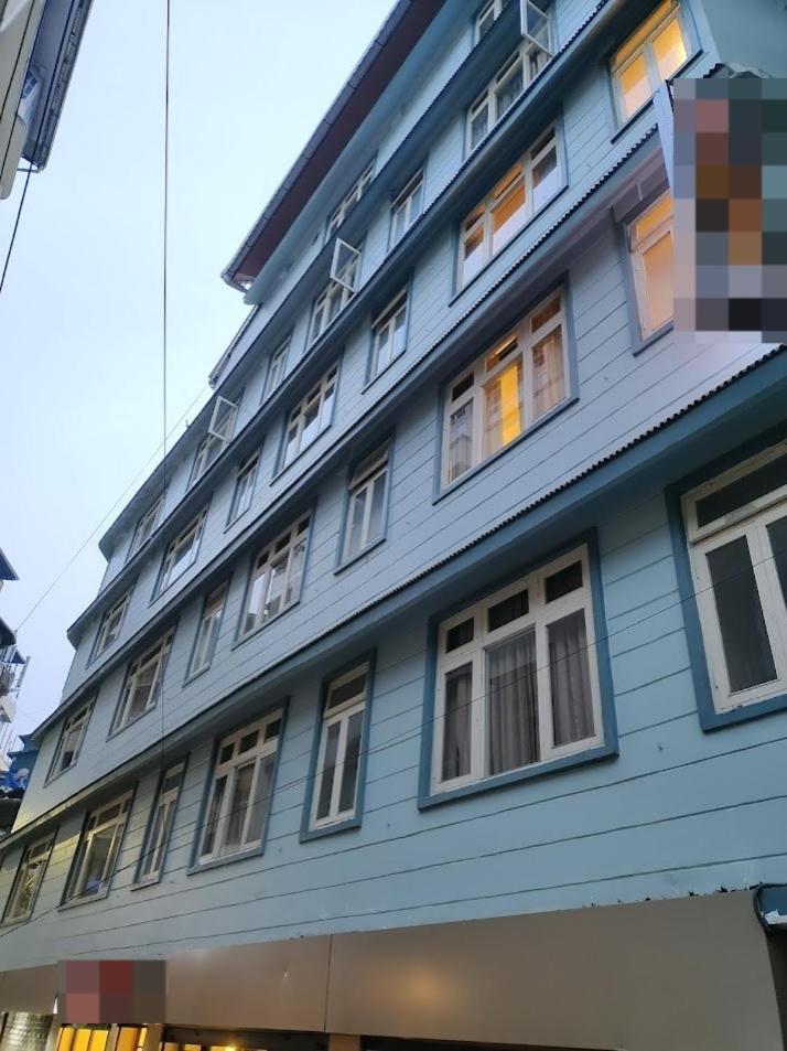 Serenity Taksa Palace Hotel Darjeeling  Exterior photo